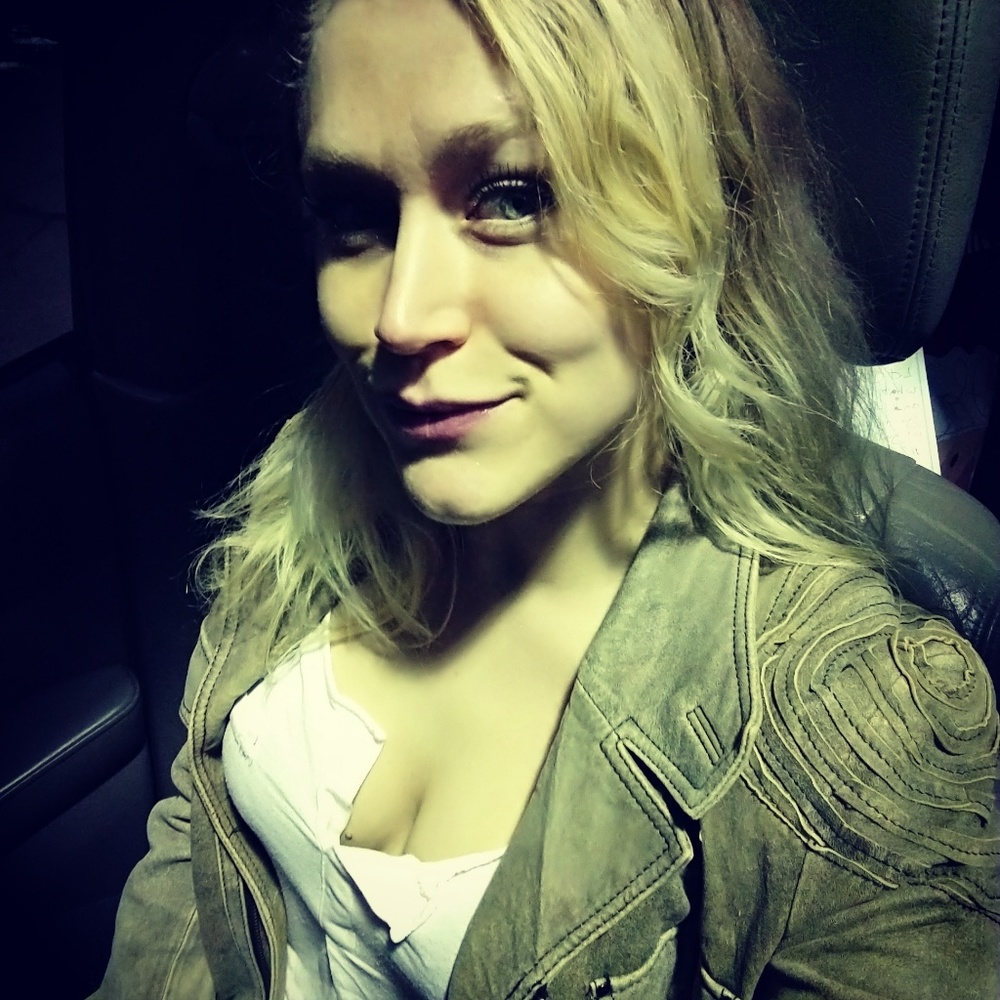 Meet your Posher, Abby